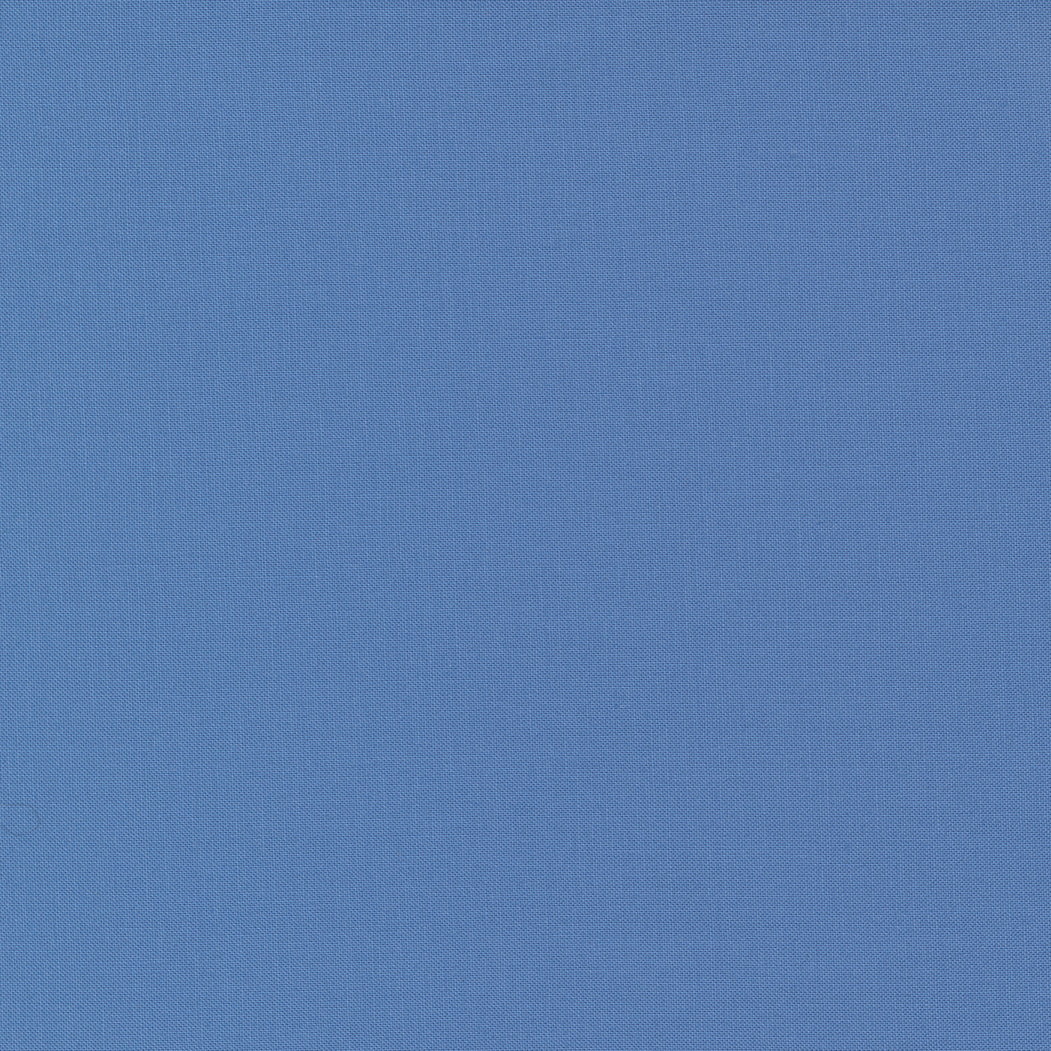 Bella Solids Betty’s Blue 9900 122 | Moda Blue Quilting Fabric — Fabric ...